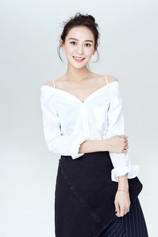 演员海玲