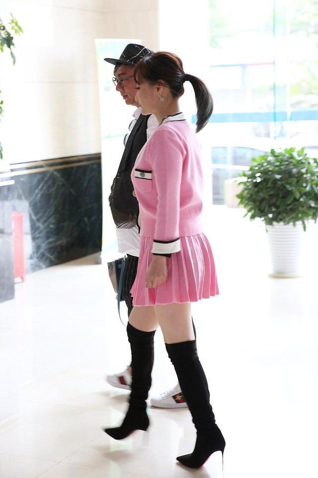 摔脚比赛