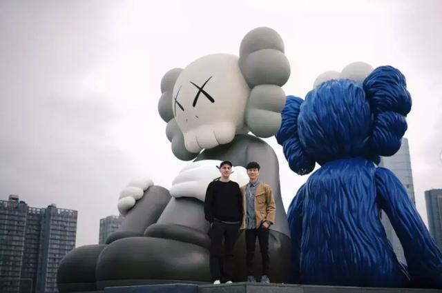 优衣库kaws 2025最新